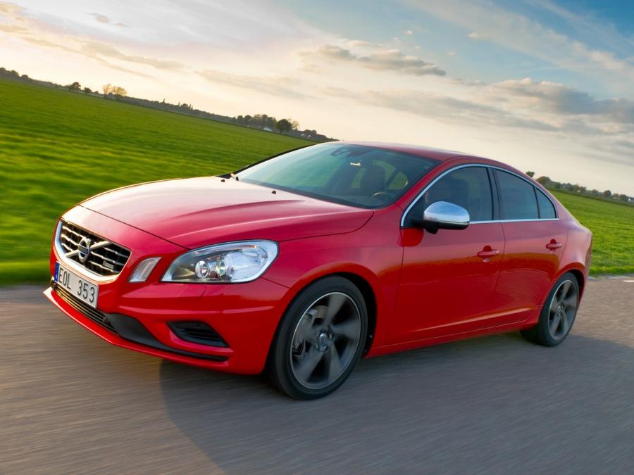  Volvo S60 R-Design 2010 года  (фото 16 из 27)